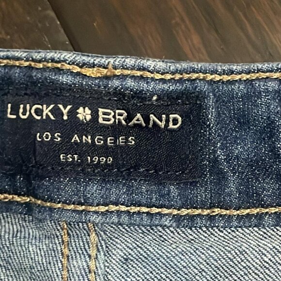 Lucky Brand Denim Shorts – Classic Blue Jean Shorts - Picture 4 of 5